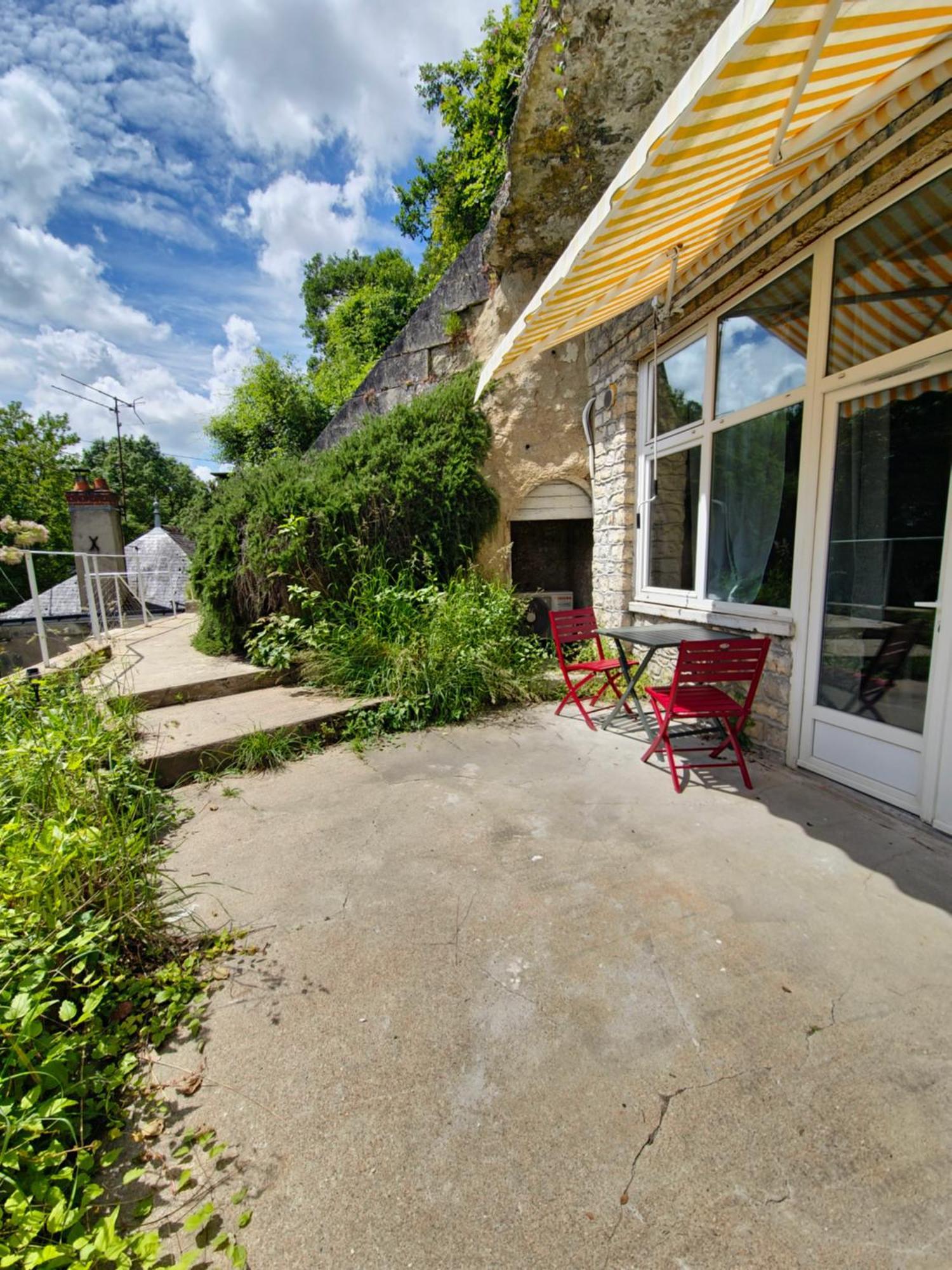The Sweet Cave Apartment Saint-Etienne-de-Chigny Exterior photo